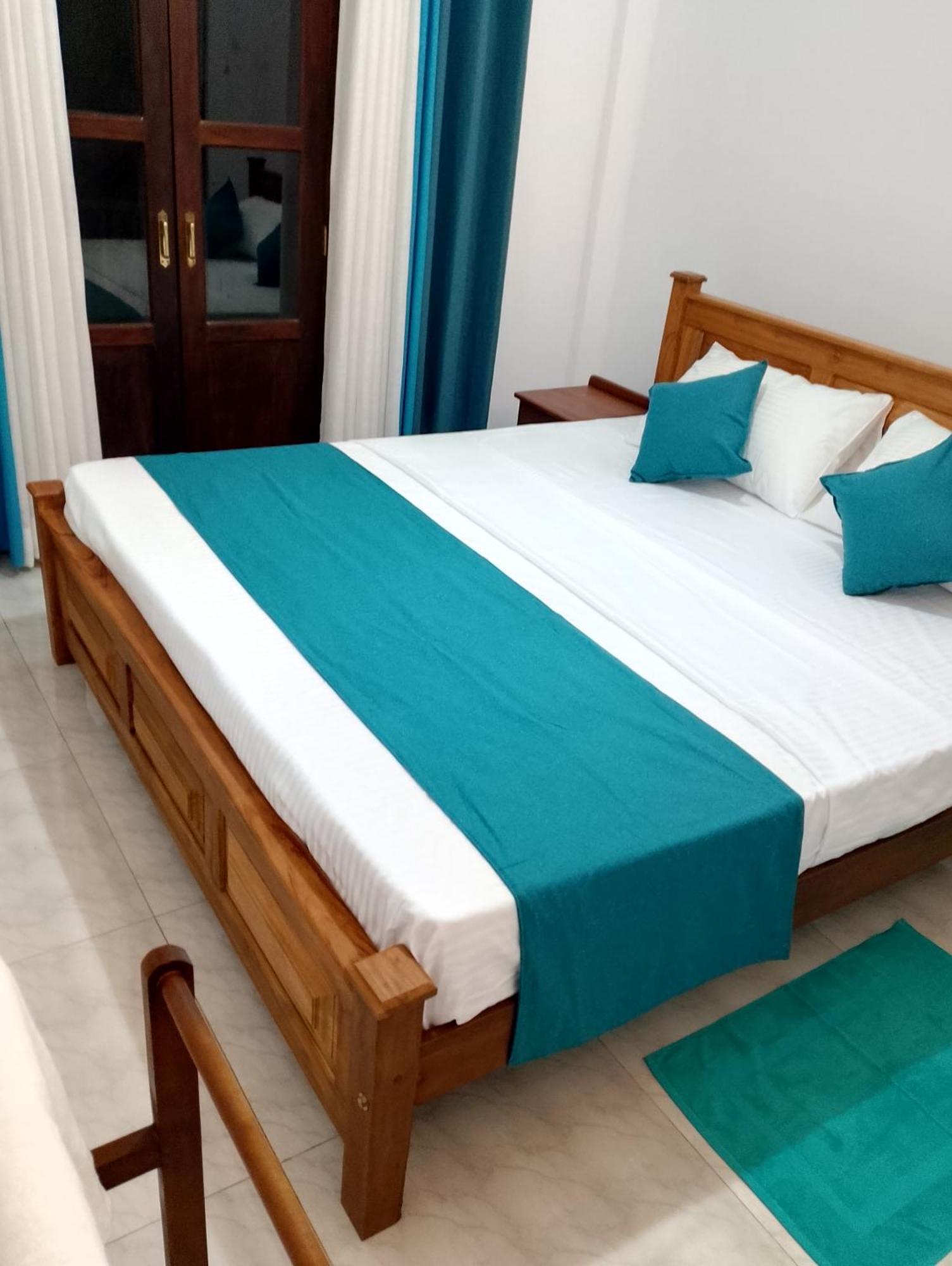 Star Beach Villa Tangalle Bagian luar foto
