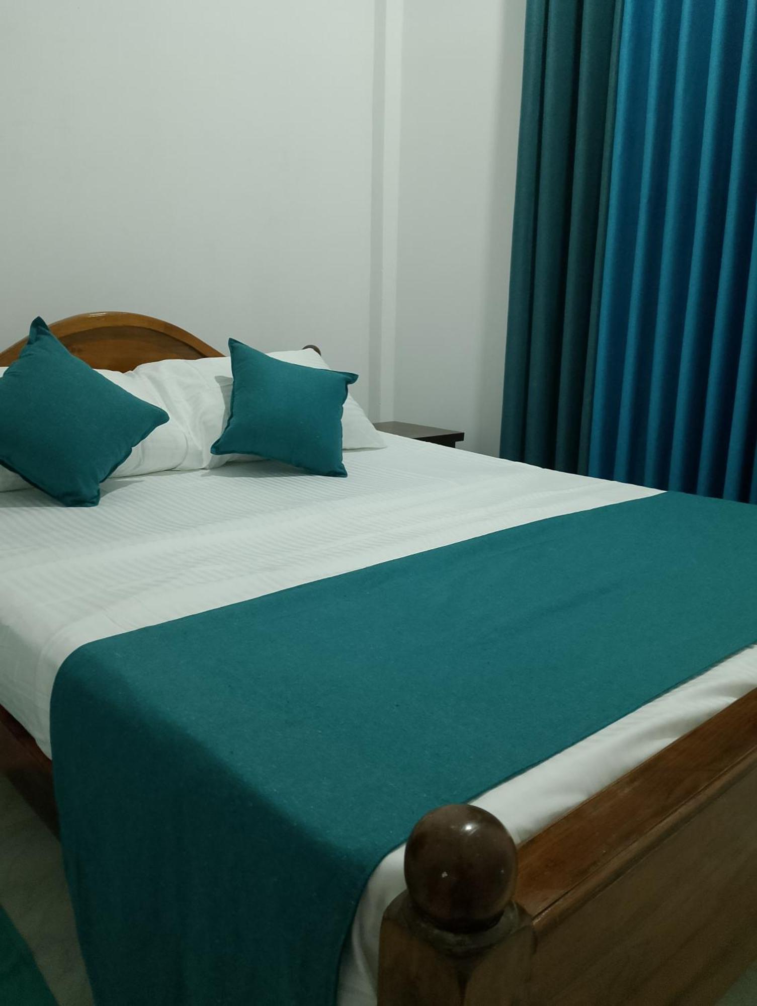 Star Beach Villa Tangalle Bagian luar foto